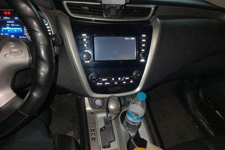 Used Nissan Murano 2017 2.5L XL Two-Wheel Drive Smart Edition Audio And AC Panel