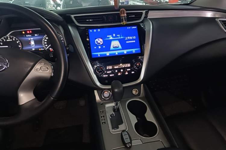 Used Nissan Murano 2017 2.5L XE Two-Wheel Drive Elite Edition Audio And AC Panel