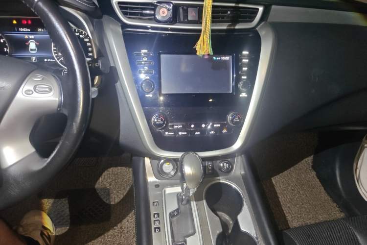 Used Nissan Murano 2017 2.5 S/C HEV XE Four-Wheel Drive Hybrid Luxury Edition Audio And AC Panel