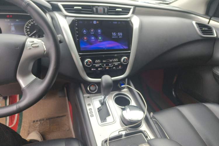Used Nissan Murano 2017 2.5L XE Two-Wheel Drive Elite Edition Audio And AC Panel