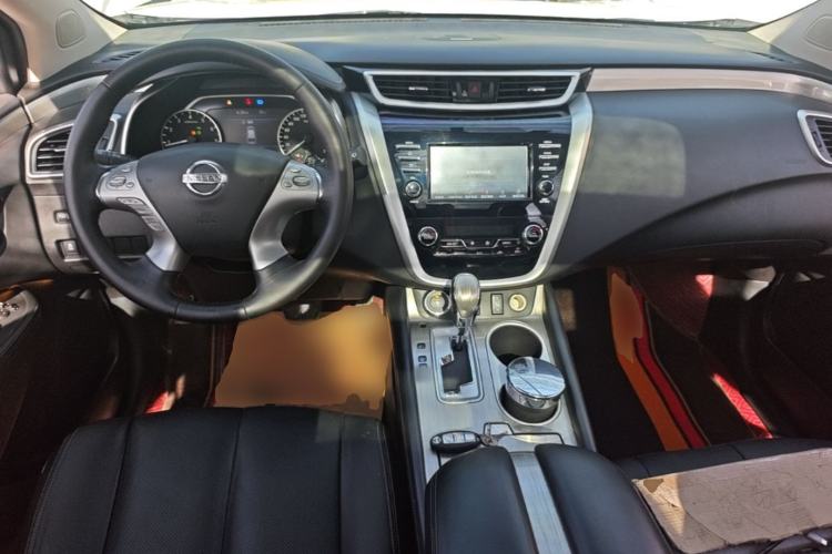 Used Nissan Murano 2017 2.5L XL Two-Wheel Drive Smart Edition Center Console