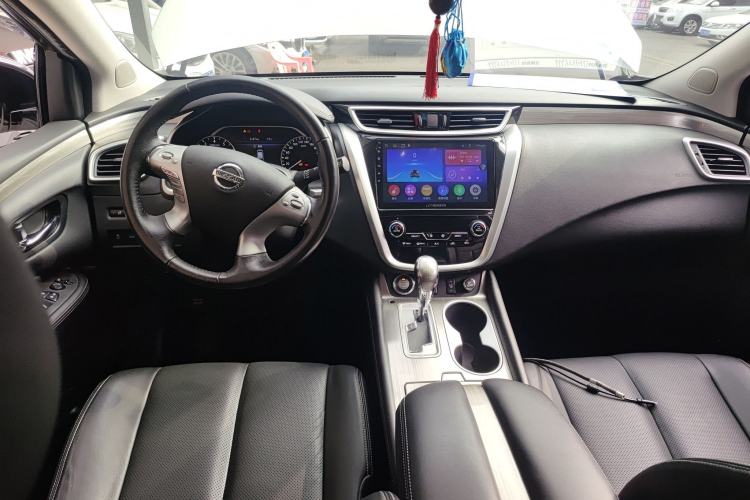 Used Nissan Murano 2017 2.5L XL Two-Wheel Drive Smart Edition Center Console