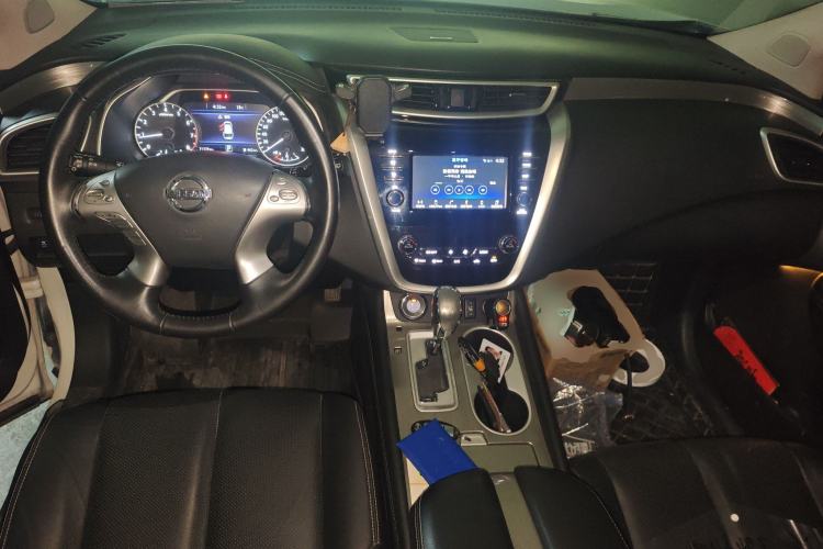 Used Nissan Murano 2017 2.5L XL Two-Wheel Drive Smart Edition Center Console