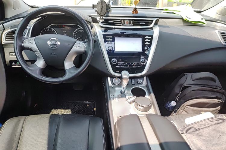 Used Nissan Murano 2017 2.5L XL NAVI Plus Two-Wheel Drive Smart Edition Center Console