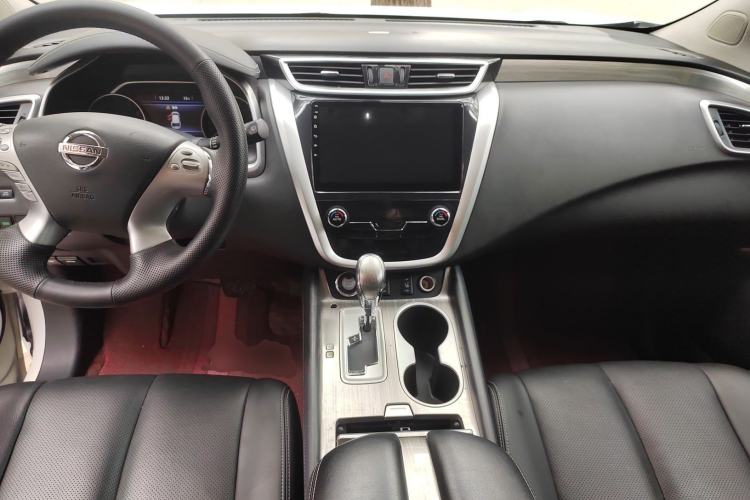 Used Nissan Murano 2017 2.5L XL Two-Wheel Drive Smart Edition Center Console