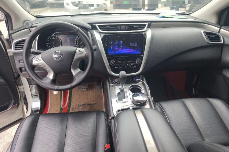 Used Nissan Murano 2017 2.5L XE Two-Wheel Drive Elite Edition Center Console