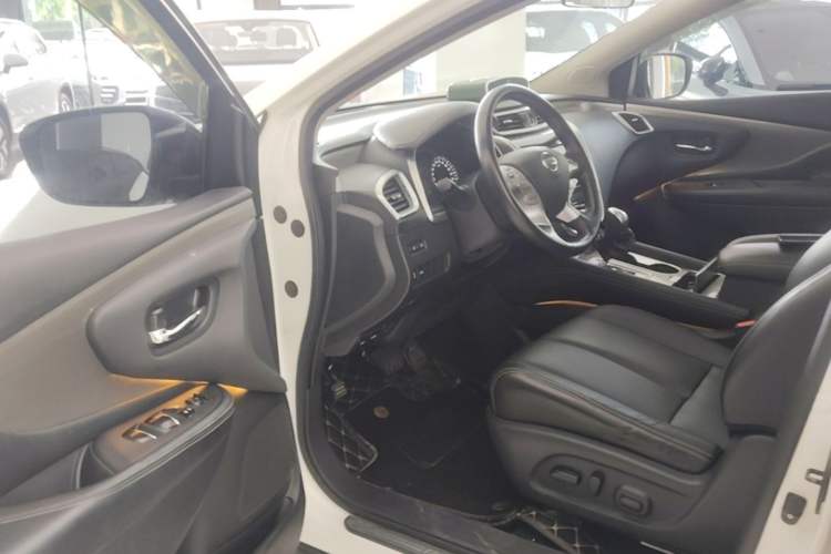 Used Nissan Murano 2017 2.5L XL Two-Wheel Drive Smart Edition Driver Seat