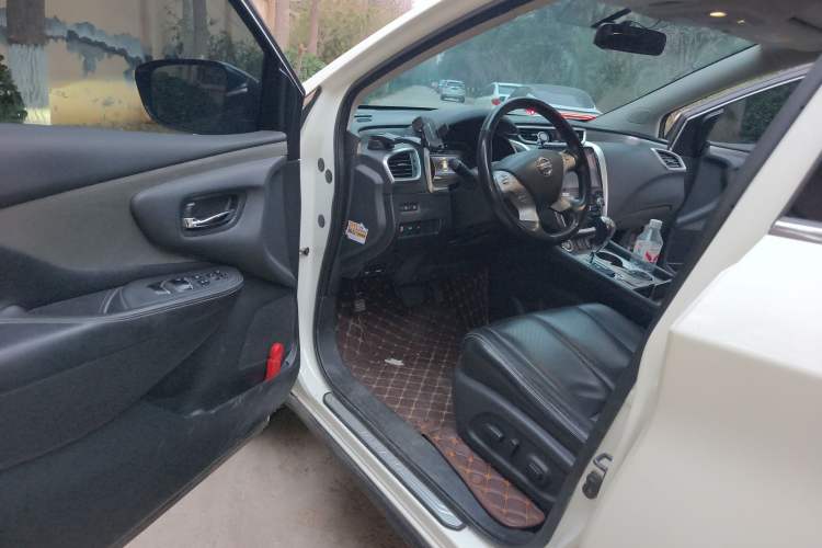 Used Nissan Murano 2017 2.5L XL Two-Wheel Drive Smart Edition Driver Seat