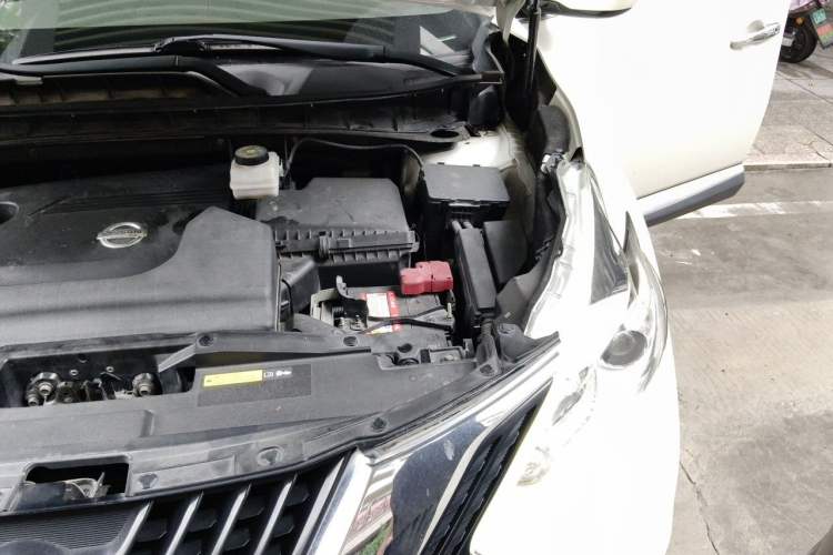 Used Nissan Murano 2017 2.5L XL Two-Wheel Drive Smart Edition Engine Bay Left