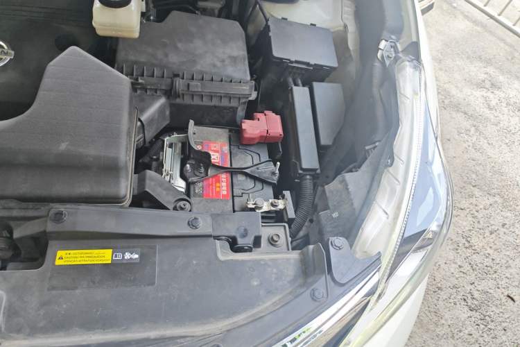 Used Nissan Murano 2017 2.5L XL Two-Wheel Drive Smart Edition Engine Bay Left