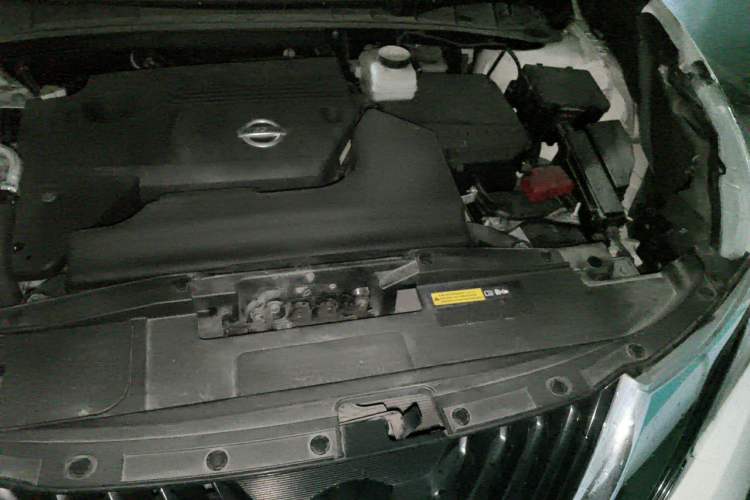 Used Nissan Murano 2017 2.5L XL Two-Wheel Drive Smart Edition Engine Bay Left