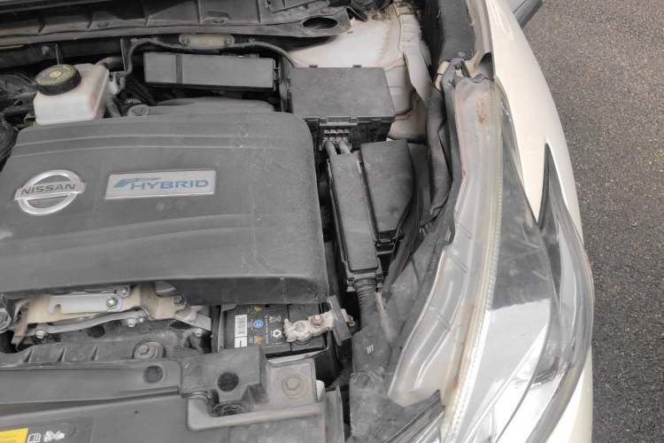 Used Nissan Murano 2017 2.5 S/C HEV XE Four-Wheel Drive Hybrid Luxury Edition Engine Bay Left