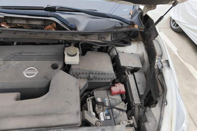 Used Nissan Murano 2017 2.5L XL Two-Wheel Drive Smart Edition Engine Bay Left