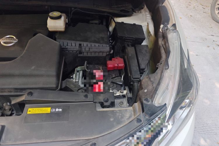 Used Nissan Murano 2017 2.5L XL Two-Wheel Drive Smart Edition Engine Bay Left