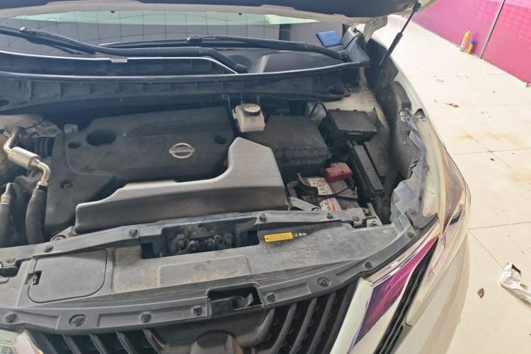 Used Nissan Murano 2017 2.5L XL Two-Wheel Drive Smart Edition Engine Bay Left