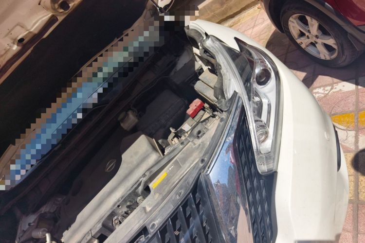 Used Nissan Murano 2017 2.5L XL Two-Wheel Drive Smart Edition Engine Bay Left