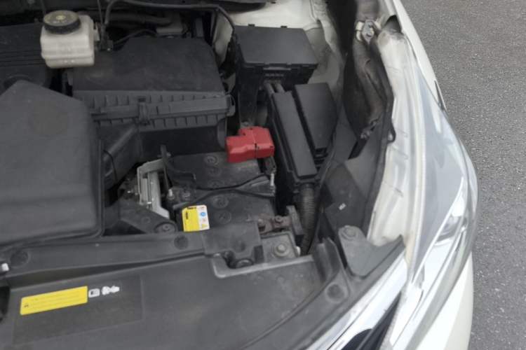 Used Nissan Murano 2017 2.5L XL Two-Wheel Drive Smart Edition Engine Bay Left