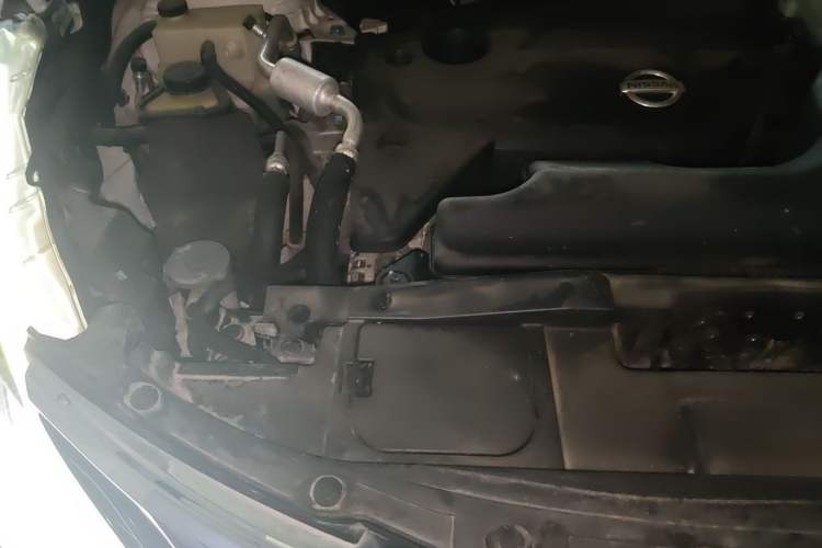 Used Nissan Murano 2017 2.5L XL Two-Wheel Drive Smart Edition Engine Bay Right