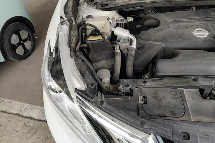 Used Nissan Murano 2017 2.5L XL Two-Wheel Drive Smart Edition Engine Bay Right