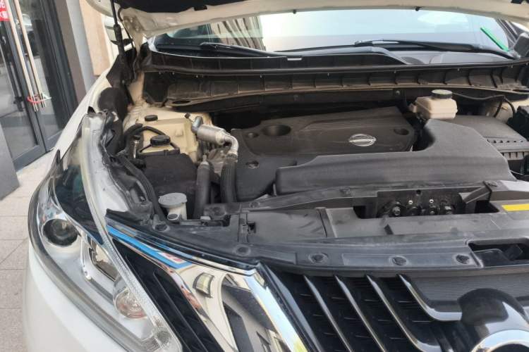 Used Nissan Murano 2017 2.5L XL Two-Wheel Drive Smart Edition Engine Bay Right