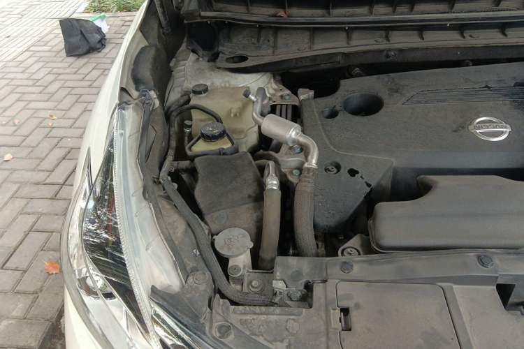 Used Nissan Murano 2017 2.5L XL Two-Wheel Drive Smart Edition Engine Bay Right