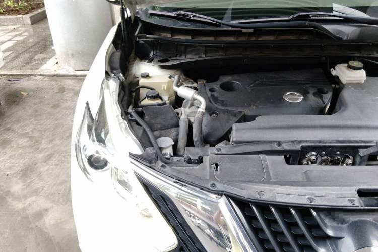 Used Nissan Murano 2017 2.5L XL Two-Wheel Drive Smart Edition Engine Bay Right