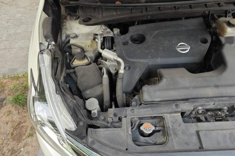 Used Nissan Murano 2017 2.5L XL Two-Wheel Drive Smart Edition Engine Bay Right
