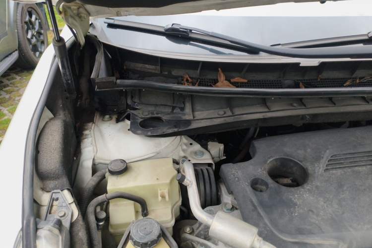 Used Nissan Murano 2017 2.5L XL Two-Wheel Drive Smart Edition Engine Bay Right