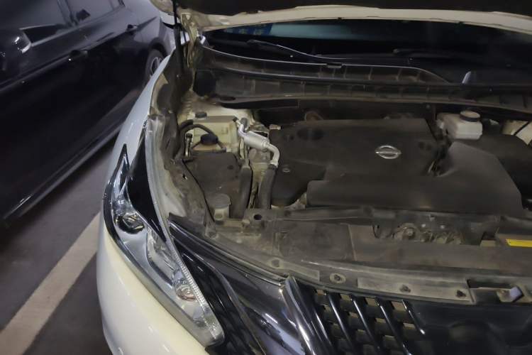 Used Nissan Murano 2017 2.5L XL Two-Wheel Drive Smart Edition Engine Bay Right