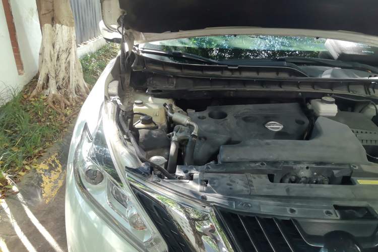 Used Nissan Murano 2017 2.5L XL Two-Wheel Drive Smart Edition Engine Bay Right