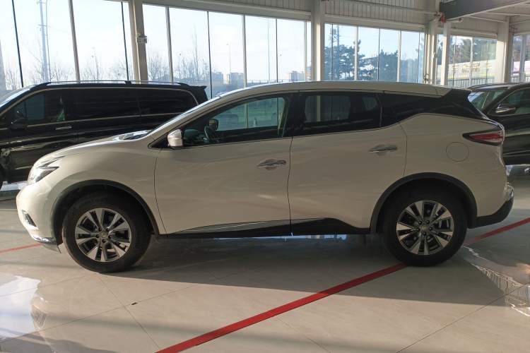 Used Nissan Murano 2017 2.5L XL Two-Wheel Drive Smart Edition Exterior 3