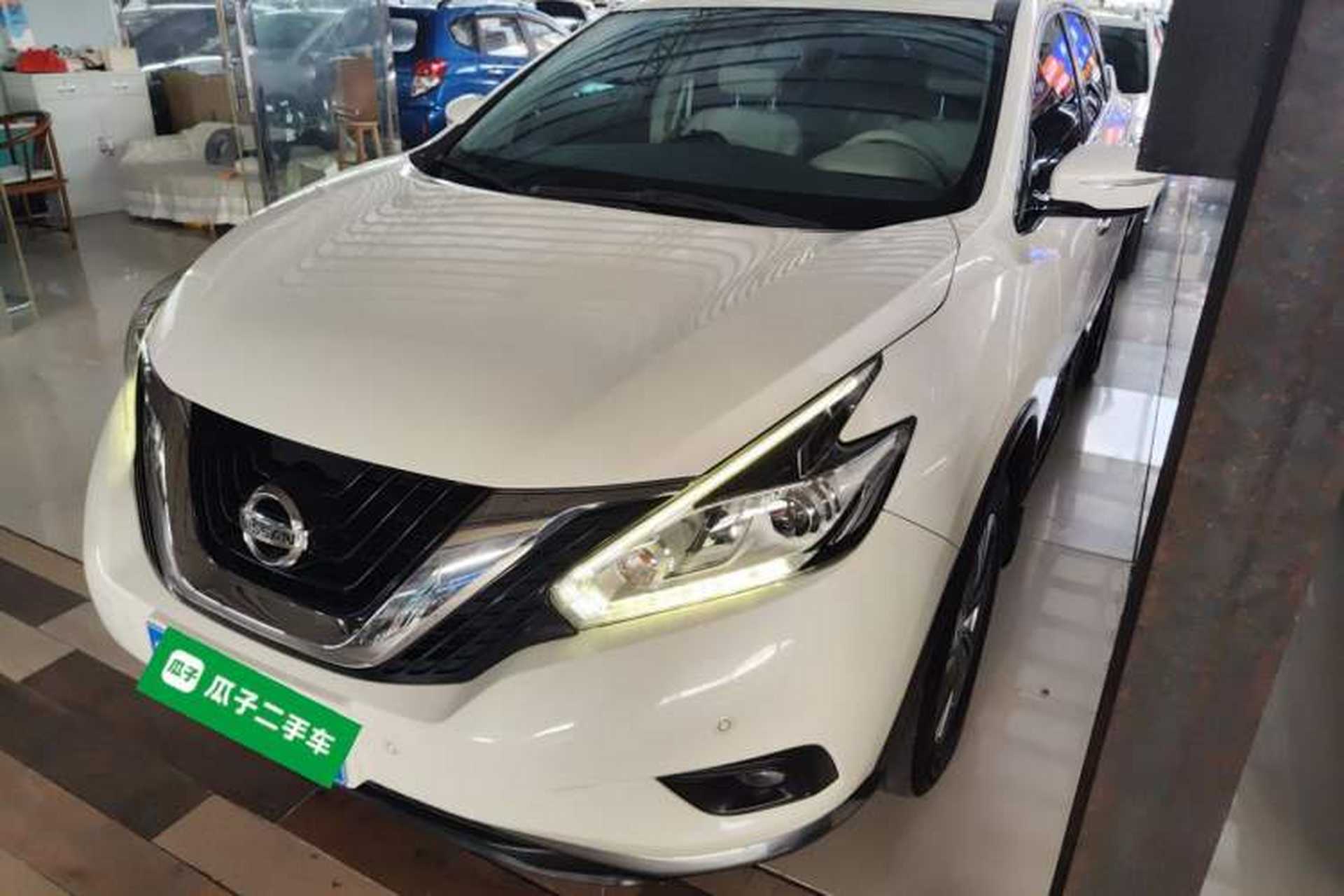Used Nissan Murano 2017 2.5L XL Two-Wheel Drive Smart Edition Front Left 45 Deg