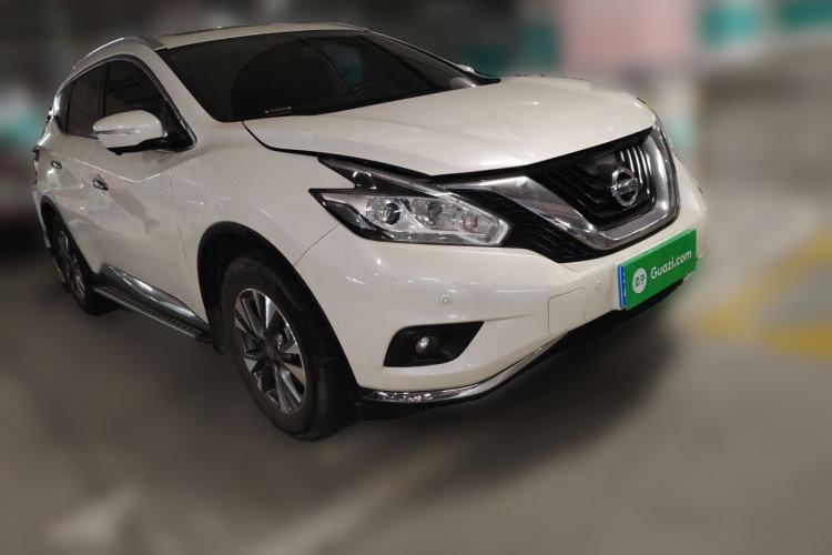Used Nissan Murano 2017 2.5L XL Two-Wheel Drive Smart Edition Front Right 45 Deg