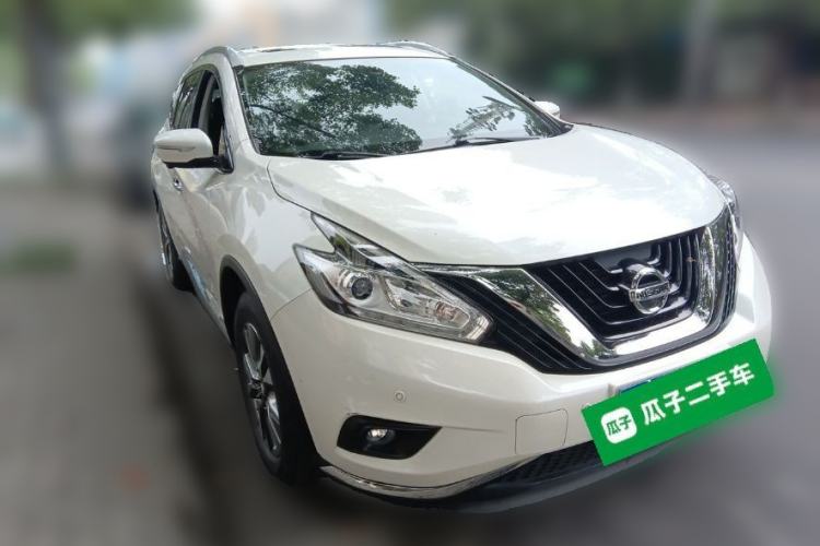 Used Nissan Murano 2017 2.5L XL Two-Wheel Drive Smart Edition Front Right 45 Deg