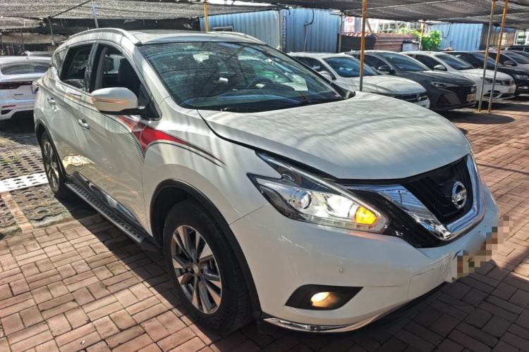 Used Nissan Murano 2017 2.5L XL Two-Wheel Drive Smart Edition Front Right 45 Deg