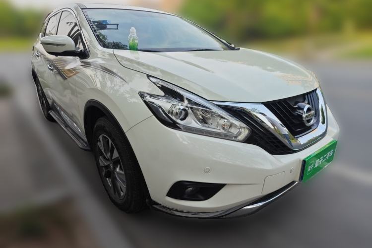 Used Nissan Murano 2017 2.5L XL Two-Wheel Drive Smart Edition Front Right 45 Deg