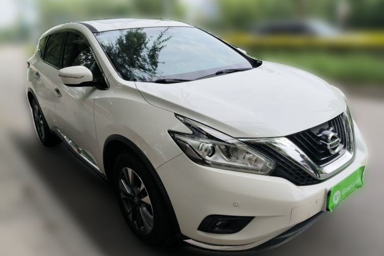 Used Nissan Murano 2017 2.5L XL Two-Wheel Drive Smart Edition Front Right 45 Deg