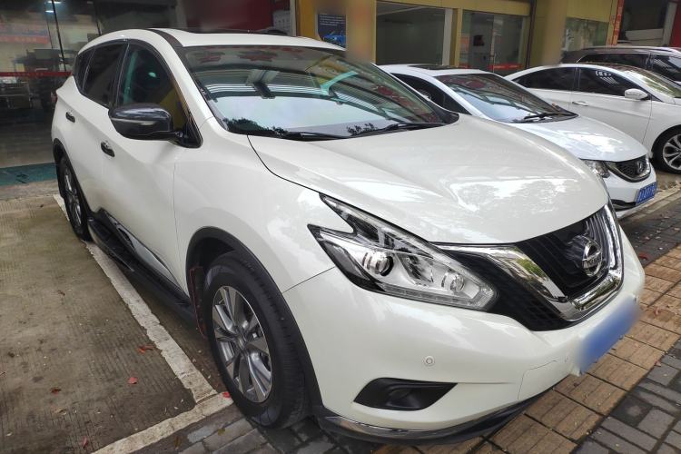 Used Nissan Murano 2017 2.5L XL Two-Wheel Drive Smart Edition Front Right 45 Deg