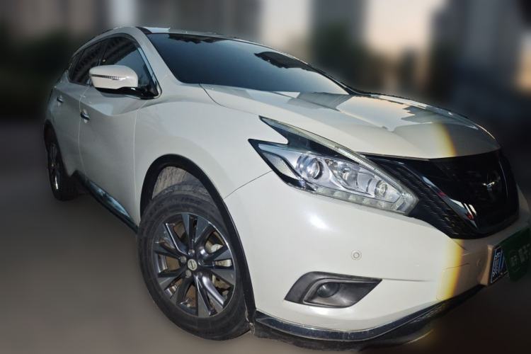 Used Nissan Murano 2017 2.5L XL NAVI Plus Two-Wheel Drive Smart Edition Front Right 45 Deg