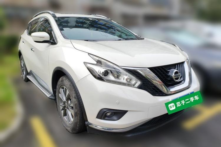 Used Nissan Murano 2017 2.5L XL Two-Wheel Drive Smart Edition Front Right 45 Deg