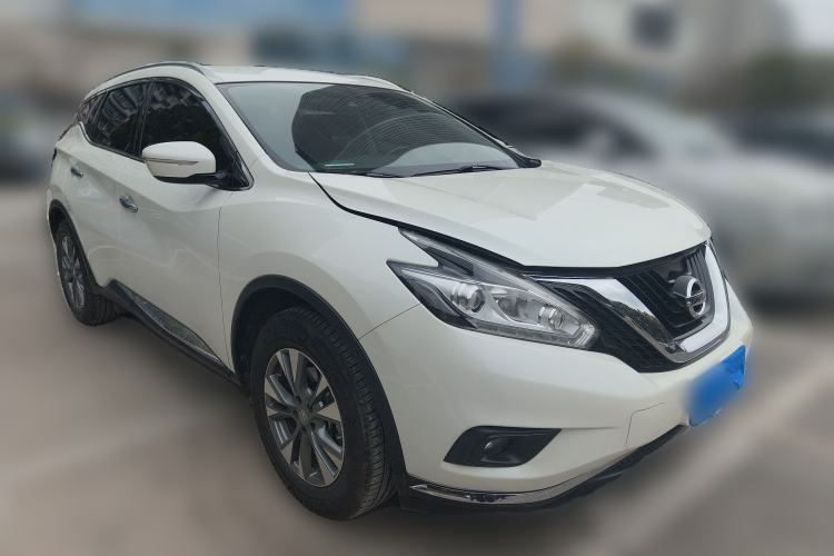 Used Nissan Murano 2017 2.5L XE Two-Wheel Drive Elite Edition Front Right 45 Deg