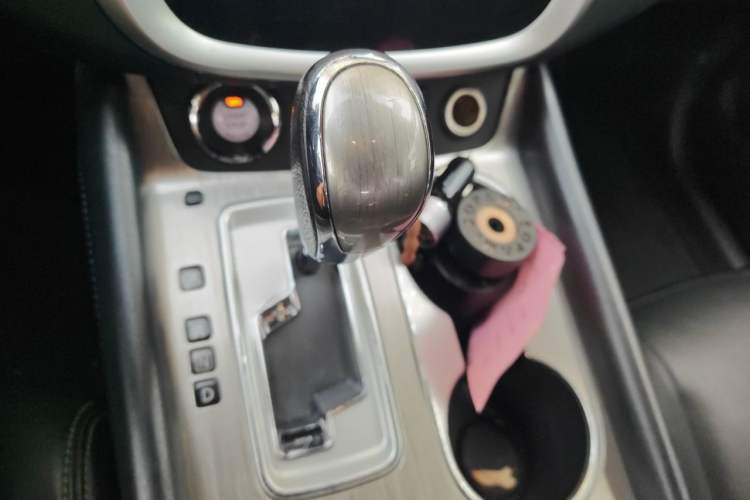 Used Nissan Murano 2017 2.5L XL Two-Wheel Drive Smart Edition Gear Lever
