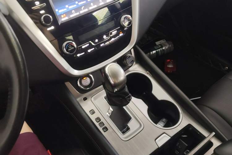 Used Nissan Murano 2017 2.5L XL Two-Wheel Drive Smart Edition Gear Lever