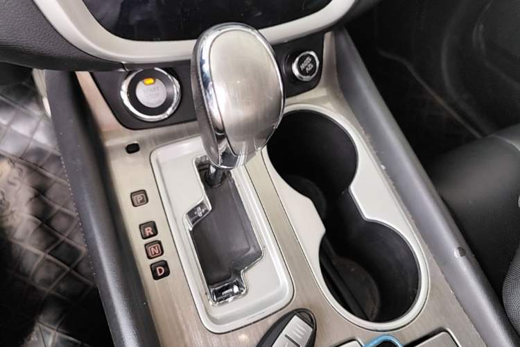Used Nissan Murano 2017 2.5L XL Two-Wheel Drive Smart Edition Gear Lever
