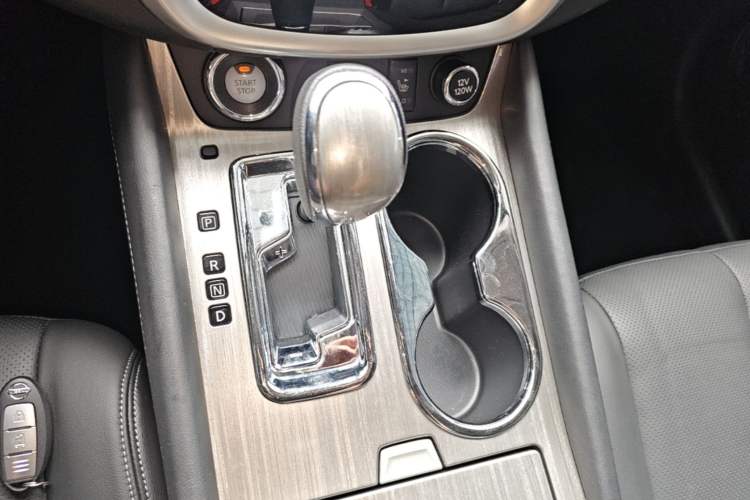 Used Nissan Murano 2017 2.5 S/C HEV XE Four-Wheel Drive Hybrid Luxury Edition Gear Lever