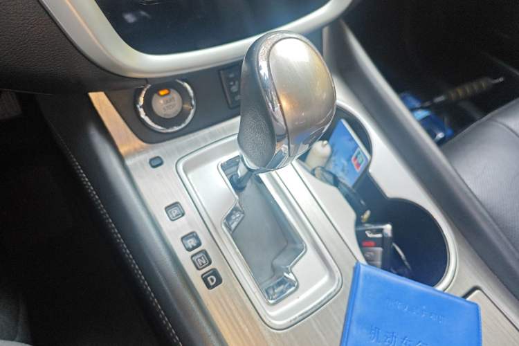 Used Nissan Murano 2017 2.5L XL Two-Wheel Drive Smart Edition Gear Lever