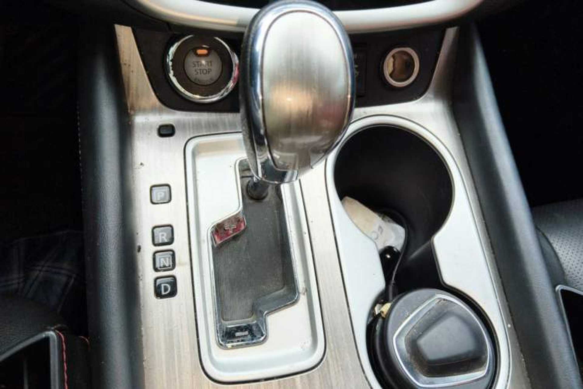 Used Nissan Murano 2017 2.5L XL Two-Wheel Drive Smart Edition Gear Lever