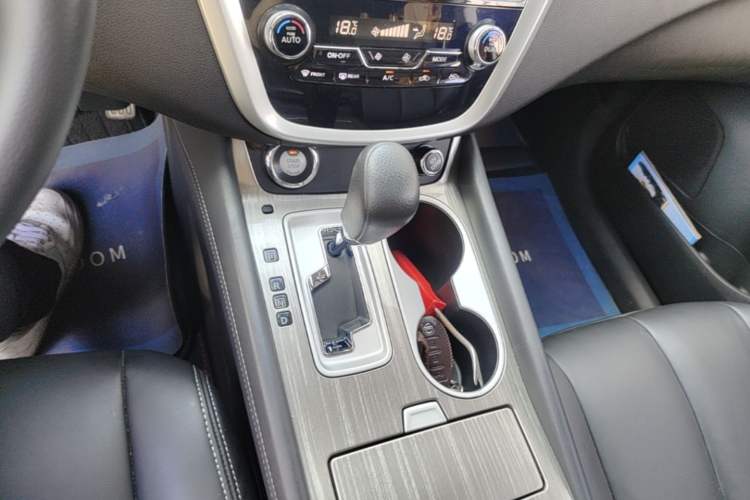 Used Nissan Murano 2017 2.5L XE Two-Wheel Drive Elite Edition Gear Lever