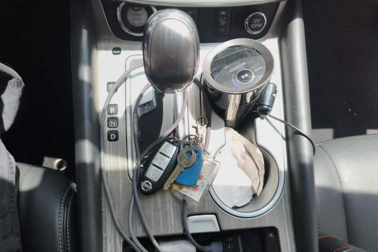Used Nissan Murano 2017 2.5L XL Two-Wheel Drive Smart Edition Gear Lever
