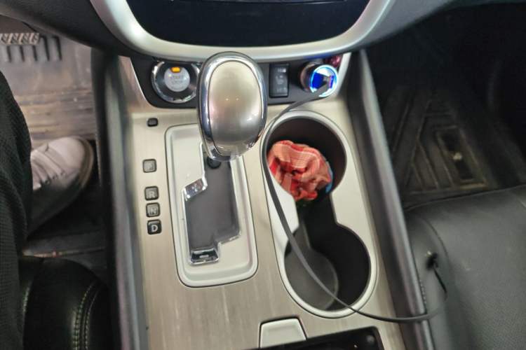 Used Nissan Murano 2017 2.5L XL Two-Wheel Drive Smart Edition Gear Lever
